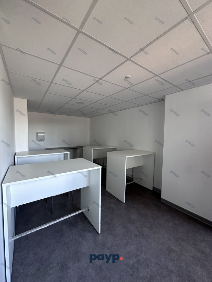 Bureaux 200m² à Sedan - vue 2