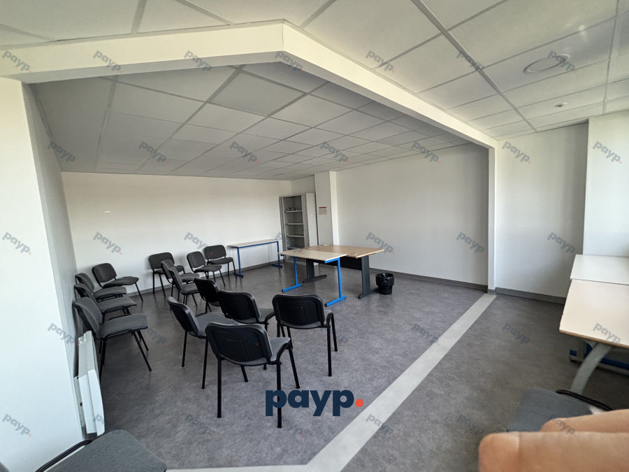 Bureaux 200m² à Sedan - photo principale