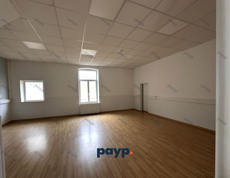 Bureaux 600m² à Charleville-Mézières - Location