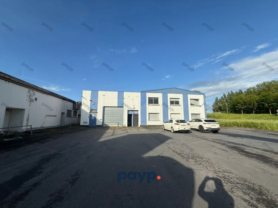 Local d'activité 1800m² à Bazeilles - Location