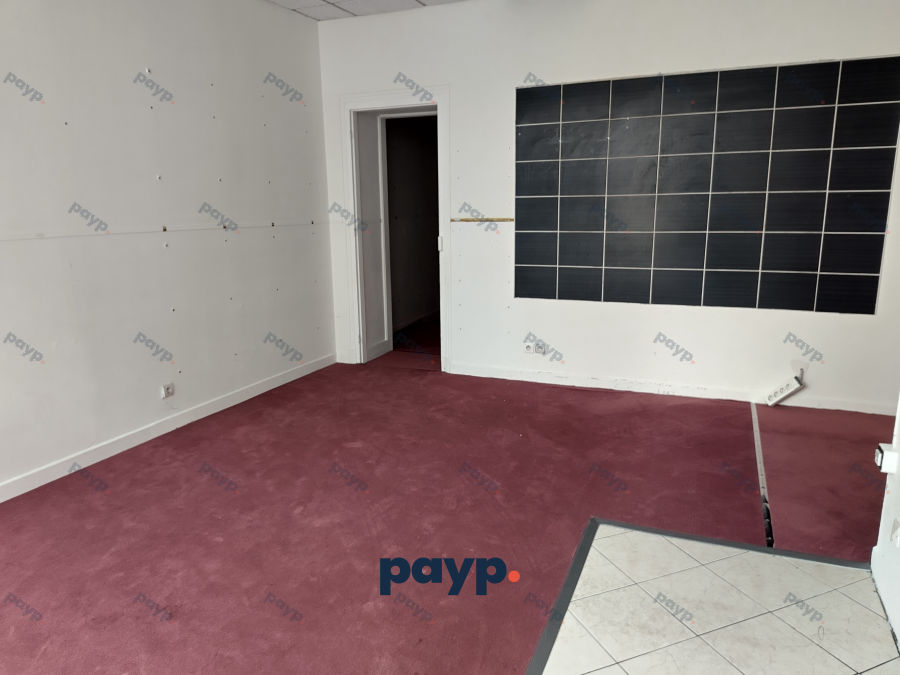 Commerce 55m² à Charleville-Mézières - vue 2