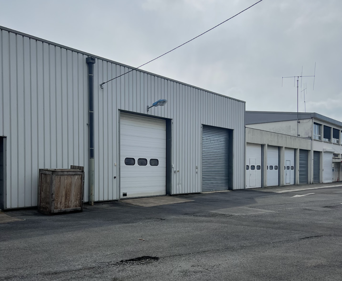 Local d'activité 16907m² à Charleville-Mézières - photo principale